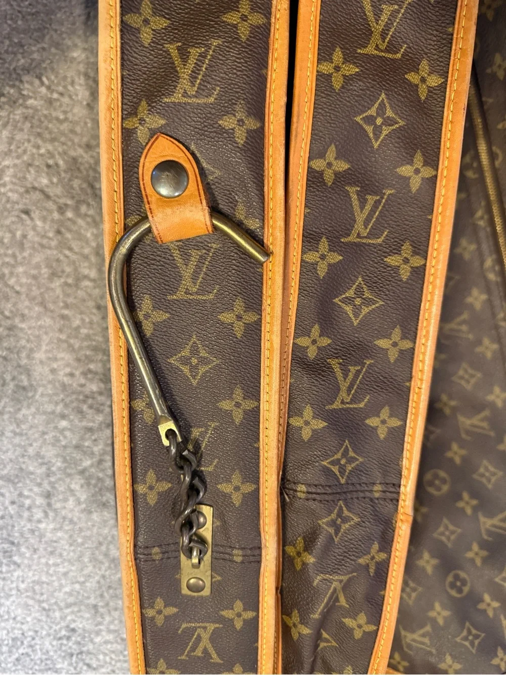Louis Vuitton authentic louis